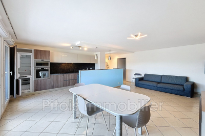 Appartement à louer à ANTIBES  - 3 pièces - 75 m² 