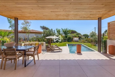 Villa à Sainte-Maxime &agrave; louer à partir de 10 000 € / semaine, Photo 3