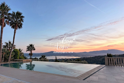Maison &agrave; vendre &agrave; Grimaud  - 7 pi&egrave;ces 580 m&sup2; 