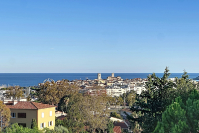 Appartement à vendre à Antibes  - 3 pièces 77 m² 