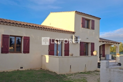 Maison à vendre à ST-SATURNIN-LÈS-AVIGNON  - 7 pièces - 150 m² 