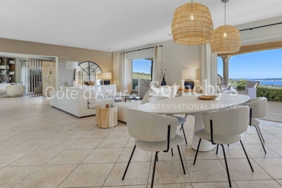 House for sale in GRIMAUD Grimaud - 12 rooms - 464 m&sup2; 