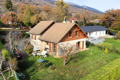 Maison à vendre à CROZET  - 5 pièces - 130 m² 