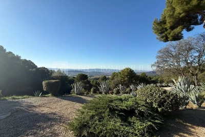 Maison à vendre piscine et plein nature vaucluse 