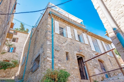 Appartement &agrave; vendre &agrave; CAGNES-SUR-MER Le Centre-Le Haut de Cagnes - 3 pi&egrave;ces - 86 m&sup2; 