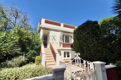 House to rent in CAP D'ANTIBES Coursegoules - 4 rooms - 115 m&sup2; 