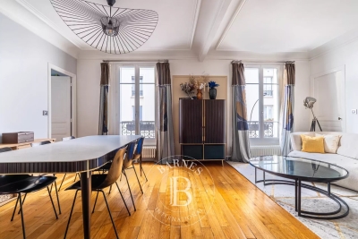 Appartement &agrave; vendre &agrave; LEVALLOIS PERRET  - 3 pi&egrave;ces - 70 m&sup2; 