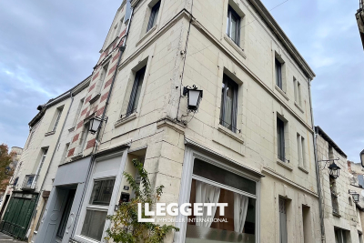 Maison &agrave; vendre &agrave; CHINON  - 8 pi&egrave;ces - 203 m&sup2; 