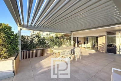 Apartment for sale in CANNES  - 3 rooms - 98 m&sup2; 