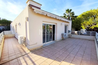 Appartement &agrave; vendre &agrave; ANTIBES  - 4 pi&egrave;ces - 174 m&sup2; 