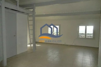 Appartement à louer à EGUILLES  - 1 pièces - 44 m² 