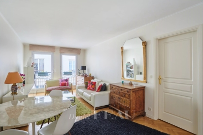 Appartement &agrave; vendre &agrave; PARIS 17EME Belleville - 3 pi&egrave;ces - 64 m&sup2; 