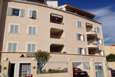 Appartement à louer à SANARY-SUR-MER  - 3 pièces - 66 m² 