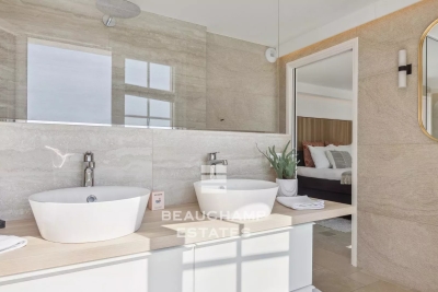 Villa à Mandelieu-la-Napoule &agrave; louer à partir de 14 000 € / semaine, Photo 17