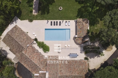 Villa à Le Golfe Juan &agrave; louer à partir de 11 250 € / semaine, Photo 3