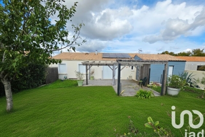 Maison à vendre à ST OUEN D AUNIS  - 5 pièces - 114 m² 