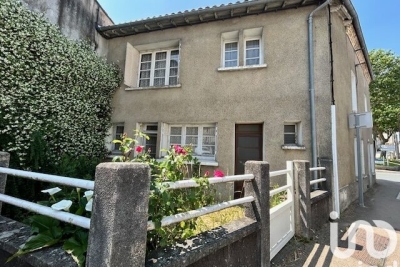 Maison à vendre à LA CHAPELLE ST LAURENT  - 6 pièces - 146 m² 