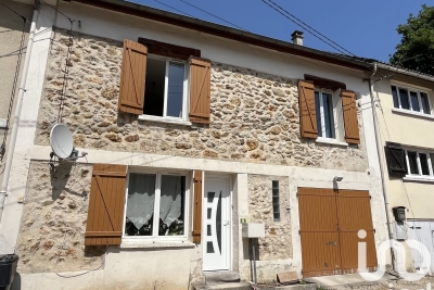 Maison à vendre à LA FERTE SOUS JOUARRE Nord-Ouest - 5 pièces - 99 m² 