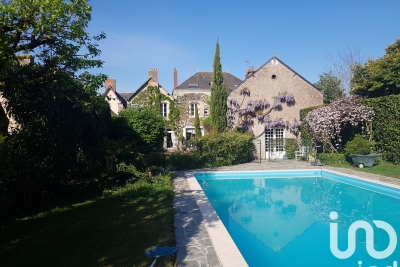 Maison à vendre à PLESSE  - 13 pièces - 216 m² 