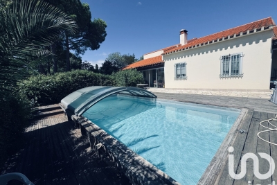 Maison à vendre à VILLENEUVE DE LA RAHO  - 8 pièces - 221 m² 