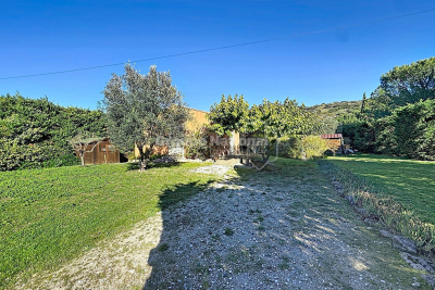 Maison à vendre à CHEVAL BLANC  - 8 pièces - 185 m² 