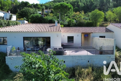 Maison à vendre à ROQUEVAIRE Pauriol-Vertus - 4 pièces - 100 m² 