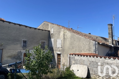 Maison à vendre à ARCHIAC  - 5 pièces - 140 m² 