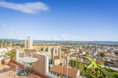 Maison à vendre à HYÈRES  - 6 pièces - 175 m² 