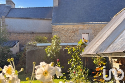 Maison à vendre à QUESTEMBERT  - 8 pièces - 205 m² 