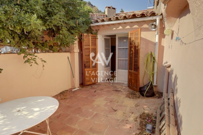 House for sale in LA GARDE-FREINET  - 5 rooms - 83 m² 