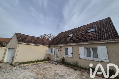 Maison à vendre à ST JEAN LES DEUX JUMEAUX  - 6 pièces - 110 m² 