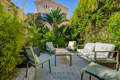 Maison &agrave; vendre vue mer il sanary sur mer 