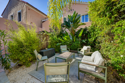 Maison &agrave; vendre &agrave; Sanary-sur-Mer  - 3 pi&egrave;ces 85 m&sup2; 