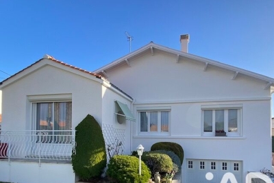 Maison à vendre à CHARRON  - 5 pièces - 98 m² 