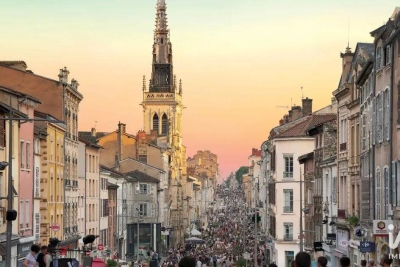 Commerce à vendre à VILLEFRANCHE-SUR-SAÔNE   - 420 m² 