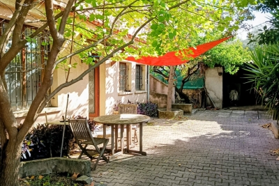 Maison à vendre à AUBAGNE  - 8 pièces - 178 m² 