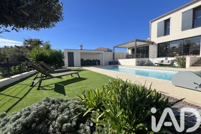 Maison à vendre à STE COLOMBE DE LA COMMANDERIE  - 5 pièces - 154 m² 