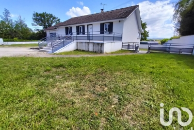 Maison à vendre à ST-JEAN-DE-SOUDAIN  - 7 pièces - 167 m² 