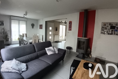 Maison à vendre à LOUZY  - 5 pièces - 131 m² 