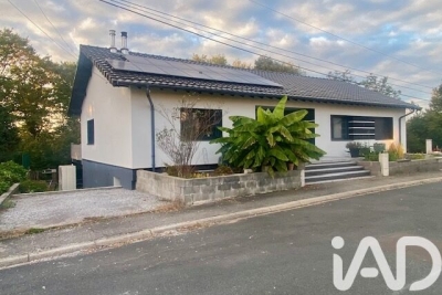 Maison à vendre à CREUTZWALD Cites Sainte-Fontaine Hochwald Reumeaux - 7 pièces - 216 m² 