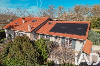 Maison à vendre à FRANCHEVILLE  - 8 pièces - 245 m² 