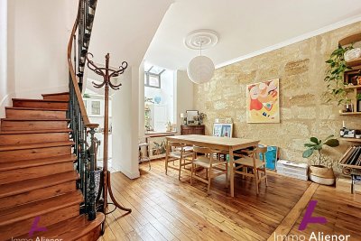 Maison à vendre à BORDEAUX Sainte-Foy-la-Grande - 4 pièces - 104 m² 