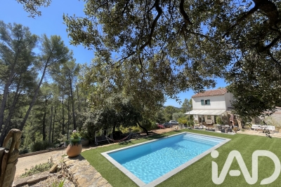 Maison à vendre à LE BEAUSSET  - 4 pièces - 121 m² 