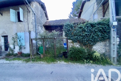 Maison à vendre à CHAPAREILLAN  - 4 pièces - 65 m² 