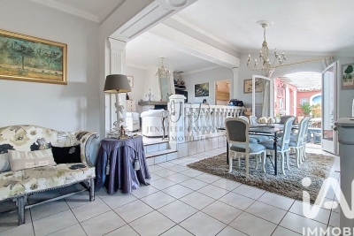 Maison à vendre à YVRAC  - 5 pièces - 165 m² 