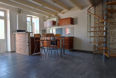 Maison à louer à ST GEORGES DU BOIS  - 4 pièces - 61 m² 