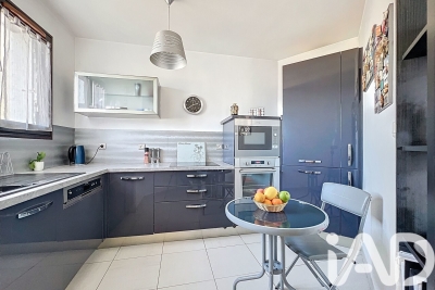 Appartement à vendre à ECHIROLLES  - 3 pièces - 53 m² 