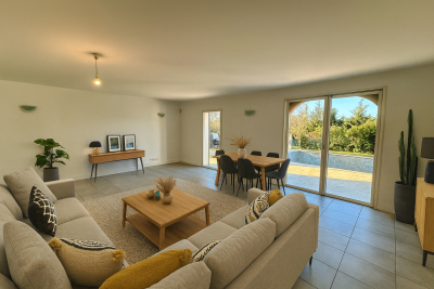 Commerce à vendre à AIX-EN-PROVENCE  - 5 pièces - 137 m² 