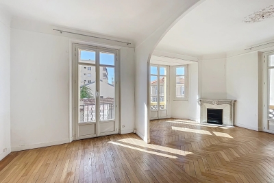 Apartment for sale in CANNES  - 4 rooms - 116 m&sup2; 