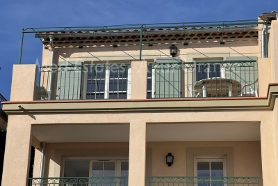 Apartment for sale in GRIMAUD  - 4 rooms - 77 m&sup2; 